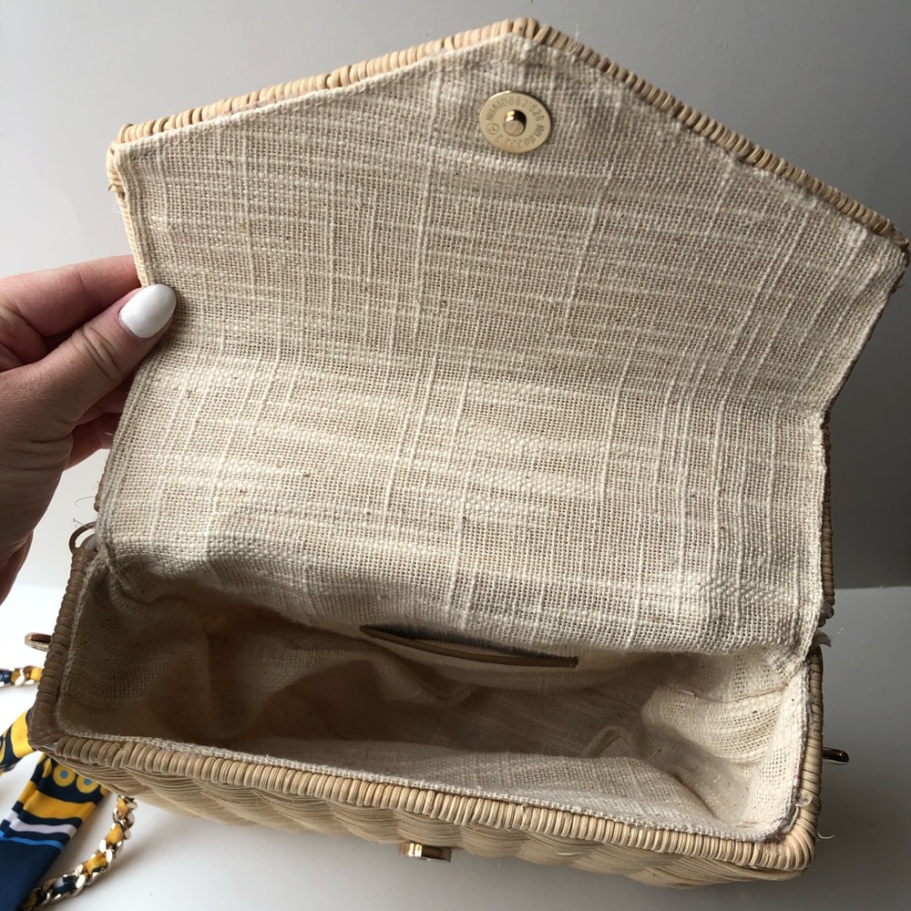 Zara Woven Rattan Bag with *No Chain* - Picture 3 of 6